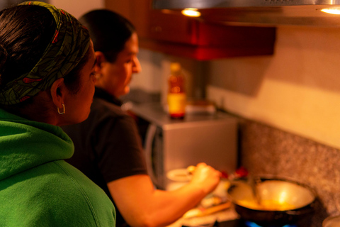 Découvrez l&#039;Équateur : participez à un cours de cuisine andine à CuencaVisite du marché + cours de cuisine
