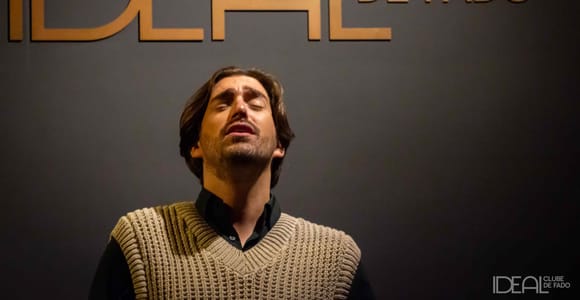 Porto: Traditional Fado Concerts at Ideal Clube de Fado