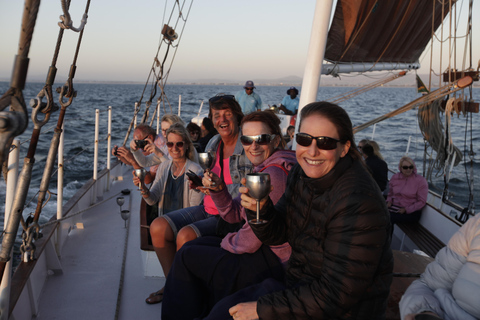 Cape Town: New Years Eve Fireworks Cruise