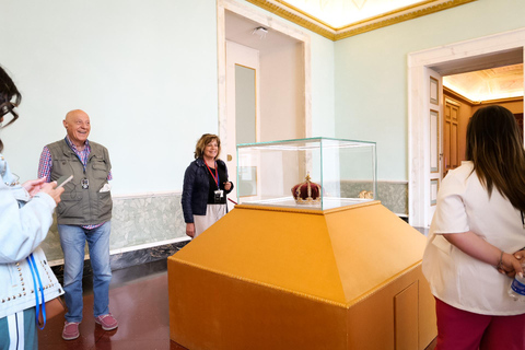 Geführte Tour durch den Königspalast von Caserta: Entdecke den Königspalast und die GärtenEnglischsprachige Tour mit Zug ab Neapel inklusive