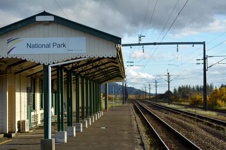 Północny Park Narodowy Tongariro i wędrówki na rakietach śnieżnych