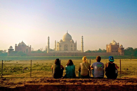 Taj Mahal Sunset Experience – Agra Evening Tour