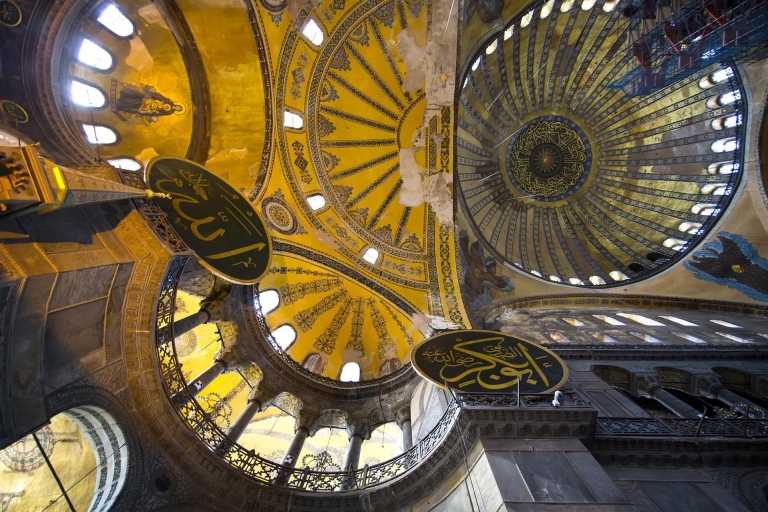 Istanbul: Hagia Sophia, Blue Mosque, and Grand Bazaar Tour Group Tour