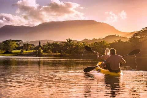 Kauai: Escursione guidata in kayak e a Secret Falls