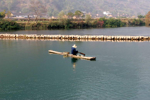 غويلين: رحلة نهرية خاصة، ركوب الرمث، وفنجان قهوة