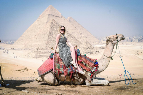 ⁠From Hurghada: Full-Day Trip to Cairo by Plane Option 3 - Giza Pyramids Tour with Optional Museum Visit