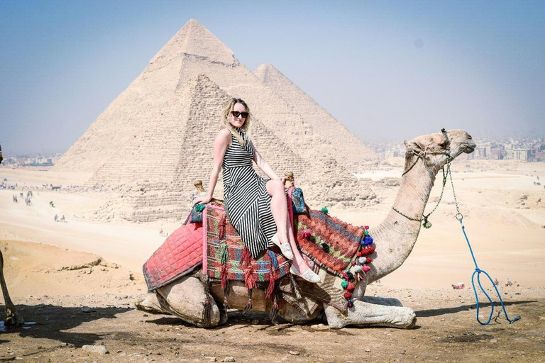 ⁠From Hurghada: Full-Day Trip to Cairo by Plane Option 3 - Giza Pyramids Tour with Optional Museum Visit