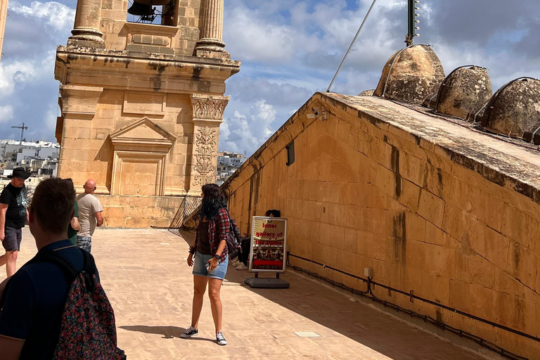 Tussen Creaties en Wonderen: Handwerk en de Basiliek van Mosta TOUR IN PORTUGESE