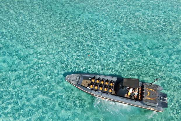 Limeniskos : Excursion en bateau rapide à Gramvousa et Balos avec boissons