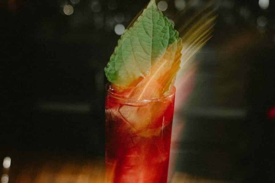 Suderman: Cocktail-Verkostung. Foto: GetYourGuide