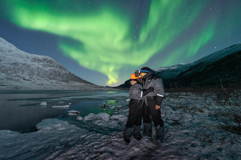 Tromsø: Caça à aurora boreal com fotos e comida quente