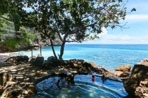 Bali: tour privato di Nusa Penida con snorkeling, tutto inclusoTour misto di Nusa Penida con servizio di pick up nell'area di Bali