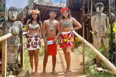 Aldea indígena Embera, Río Chagres y Cascada