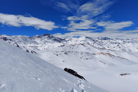 Ganztägige Wanderung zum Cerro El Pintor von Santiago aus