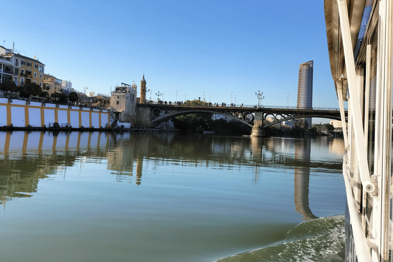 Sevilla: 1 Uur Guadalquivir riviercruise met lokale gids