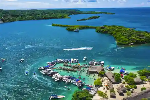 Cartagena: Vê as 5 Ilhas do Rosário com almoço e opção de snorkel