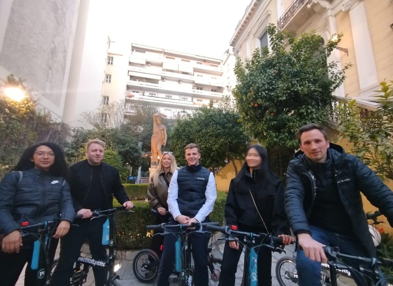 Athen: Oplev byrundvisningen på elektrisk cykel