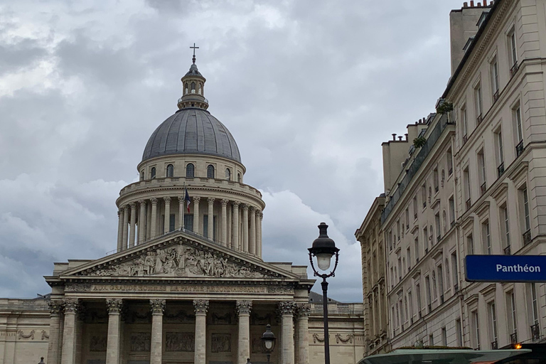 Paris : visite de Notre-Dame et promenade dans l'île de la Cité ou le quartier latinVisite de l'intérieur de la cathédrale Notre-Dame et promenade dans l'île de la Cité