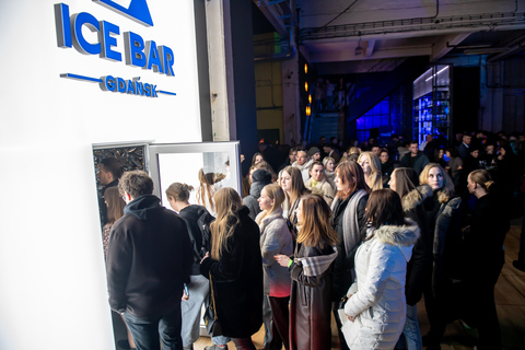 Gdańsk: Ice Bar Entry with a Drink Ice Bar Gdańsk | One Drink + Two Shots