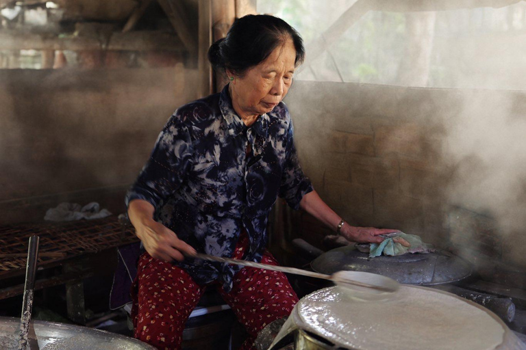 Da Nang: Rice Paper-Making in Tuy Loan Ancient Village