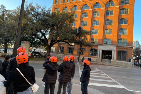 Tour in scooter dell&#039;assassinio e della storia di Dallas JFK