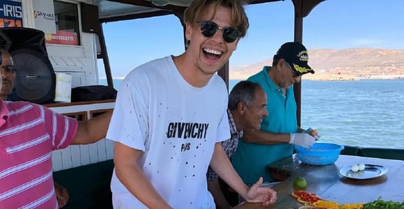 Agadir: Premium Boat Cruise with Wi-Fi, Lunch & Swimming