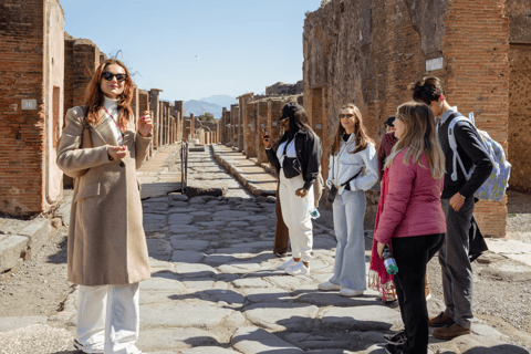 Pompeii & Cooking Class with Mamma From Naples