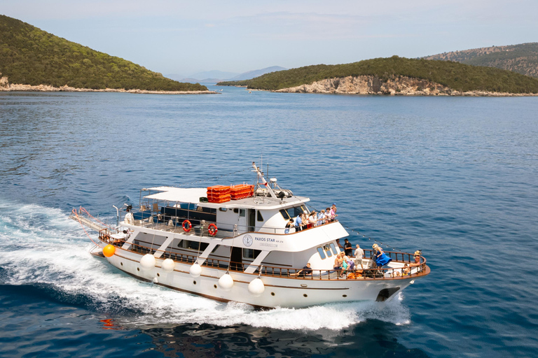 Private day cruise to the Blue lagoon with lunch and drinks! Departure from Benitses marine or Lefkimmi port.