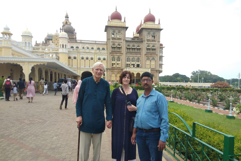 Bangalore: Mysore Day Trip - Palace, Hill and Market