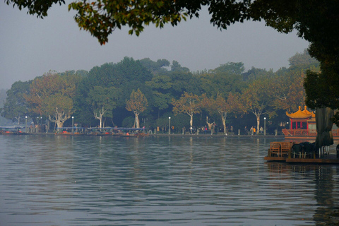Hangzhou: West Lake Tai Chi & Kung Fu Class