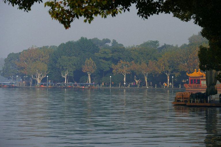 Hangzhou: West Lake Tai Chi & Kung Fu Class