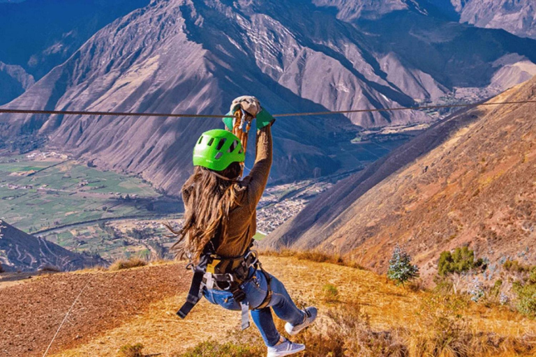 Ziplining bij het uitkijkpunt van de Heilige Vallei