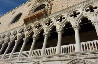 Venedig: Markusdom, Dogenpalast & Gondel