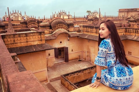 From New Delhi: Jaipur Day Trip by Train or Car