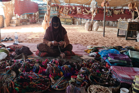 From Muscat: Bedouin Visit, Desert Sunset & Stargazing Tour