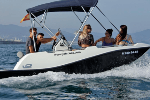 Barcelona: Aluguel de barcos sem necessidade de licençaAluguel de barco por 2 horas para até 6 pessoas