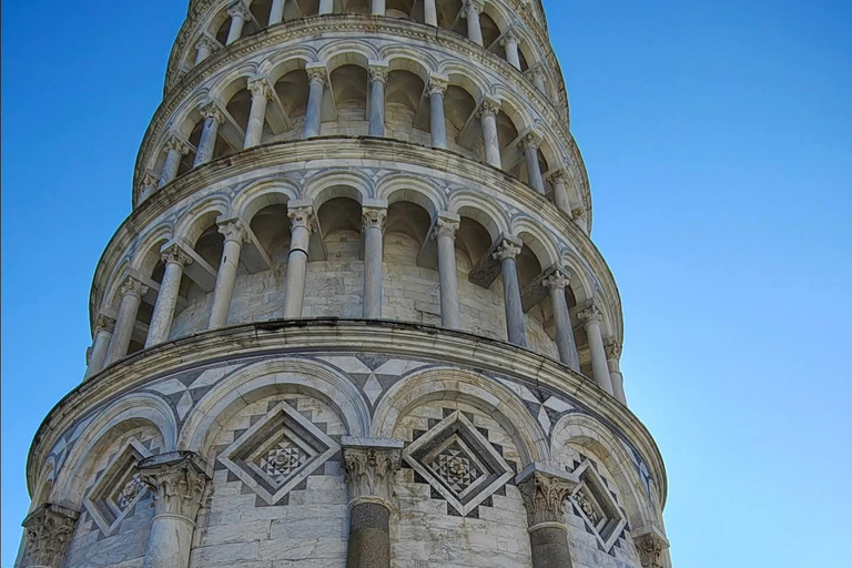 Florence to Cinque Terre e Pisa: Private Full-Day Tour