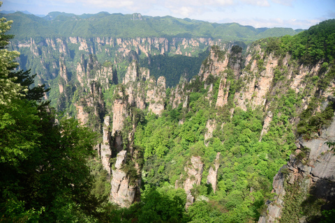 Erstaunliche Zhangjiajie Day Tour mit Tujia Ethnic Village