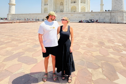 阿格拉：泰姬陵、阿格拉堡与小泰姬陵专车导览之旅私人包车游（含空调车、导游、门票及午餐）