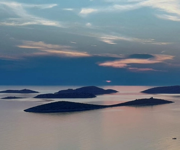 Šibenik: Croácia num dia, vistas, história, azeite, vinho