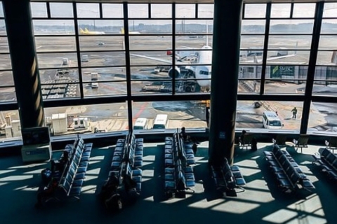 Toronto: privétransfer naar Niagara FallsEnkele reis vanaf Toronto Pearson Int'l Airport (YYZ)