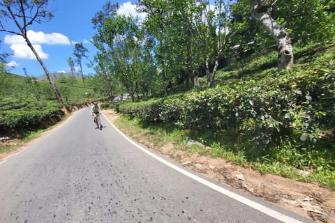 Ella, circuit à vélo dans la zone cyclable du Sri LankaElla, Sri Lanka - Circuit à vélo dans la zone cyclable