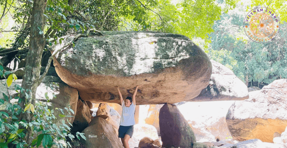 Nha Trang: Private Ba Ho Waterfalls & Ha Liên Village Tour
