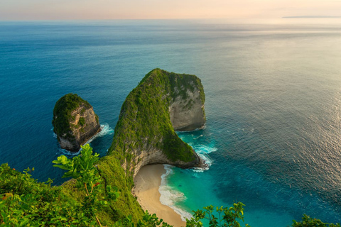 Nusa Penida: Private Full-Day Tour with 4 Route Options Snorkeling & West Nusa Penida Tour with Bali Hotel Pickup