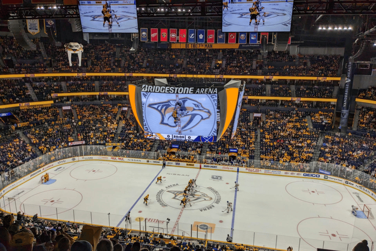 Nashville: Nashville Predators Ice Hockey Game Ticket Upper Sideline