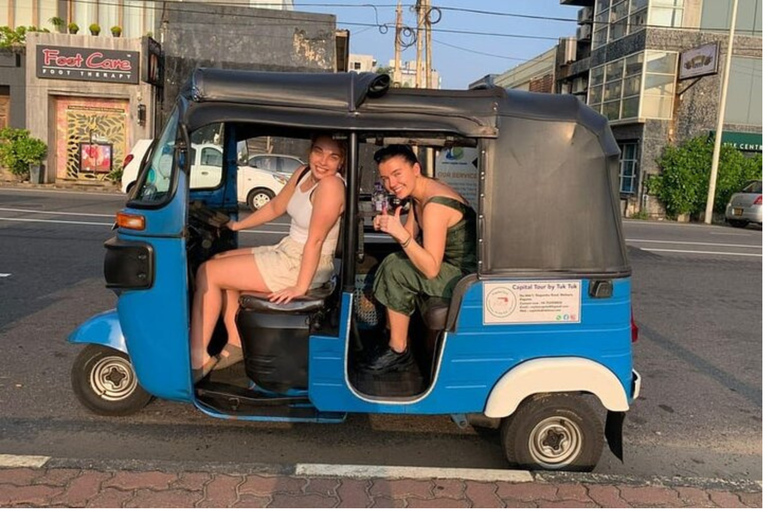 Colombo Stories & Street Life: Markets, Temples & City