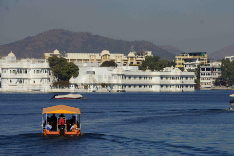 Udaipur : visite demi-journée à pied guidéeRejoignez la promenade guidée d'une demi-journée à Udaipur