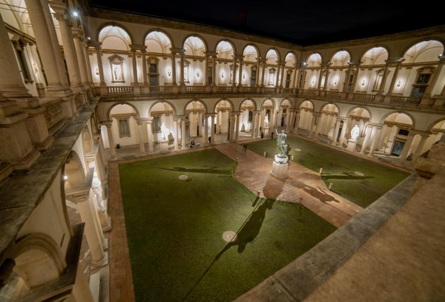 From the Light of Raphael to the Shadow of Caravaggio: Guided Tour of Brera