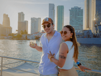 Cartagena: Crucero con Barra Libre al Atardecer en Catamarán o Lancha Rápida