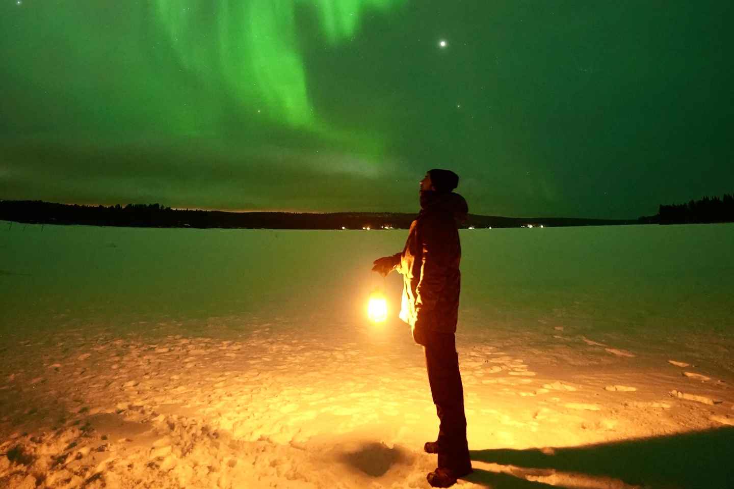 Rovaniemi: Guaranteed Aurora Hunting Tour with Photos&Videos